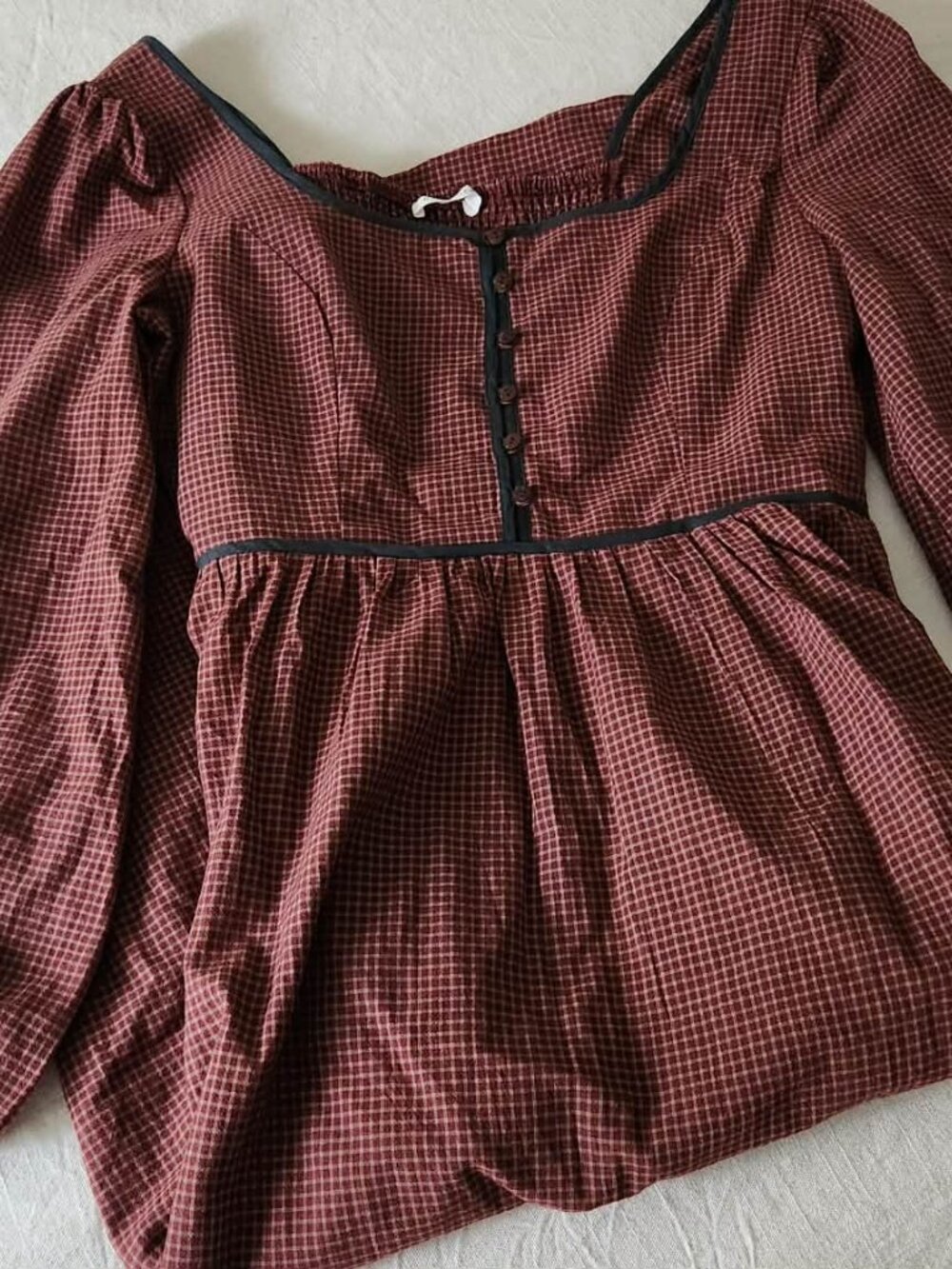 Neuflora Estella Dress November 2025 Collection - Picture 8 of 9